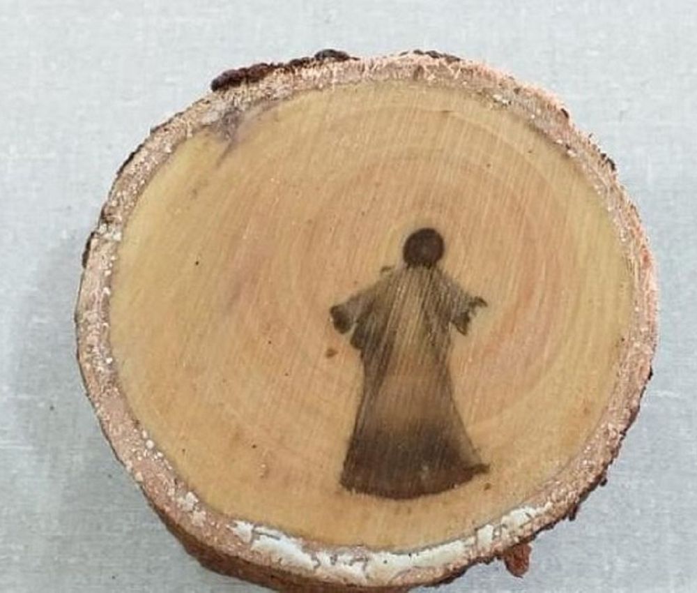 Bild von Jesus in Holzschnitt entdeckt